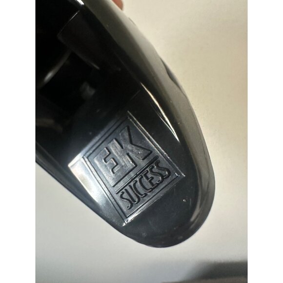 EK Success Whale Tale Circle Punch 3/4 Inch - Picture 4 of 4